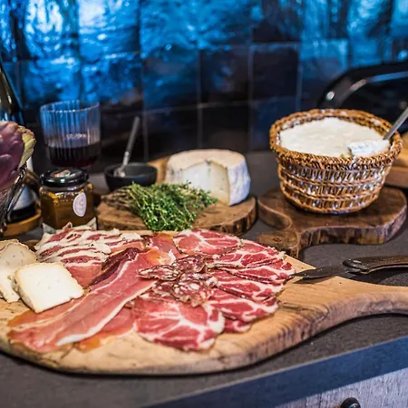 Terre De Maquis, Vue Corse 4* Sari-D'orcino