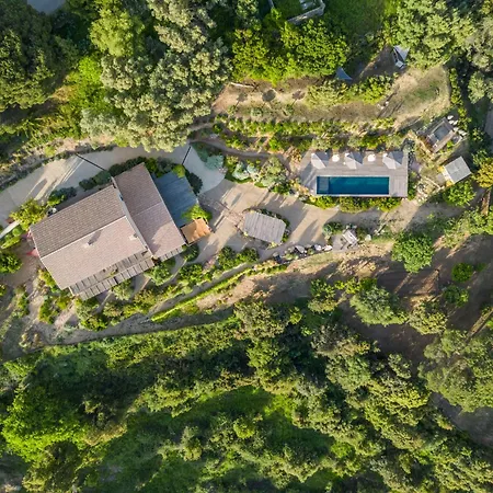 Terre De Maquis, Vue Corse Gasthof Sari-D'orcino
