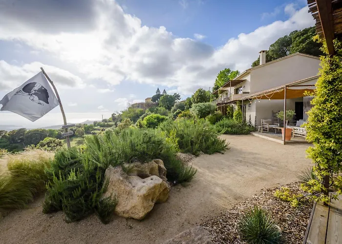 Terre De Maquis, Vue Corse Gæstehus Sari-D'orcino